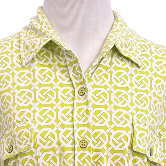 J. McLaughlin Monroe Catalina Cloth Button Up Top Green Geometric Small. B11 - Picture 3 of 7